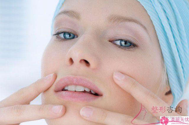 正規醫院激光無痛<a href=http://m.f3bb6.cn/listinfo-708-0.html target=_blank class=infotextkey>去眼袋</a>費用會是多少？