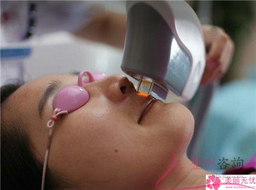 冰點(diǎn)<a href=http://m.f3bb6.cn/listinfo-665-0.html target=_blank class=infotextkey>脫唇毛</a>后能夠碰水嗎？敷臉呢