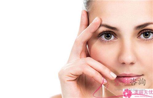 <a href=http://m.f3bb6.cn/listinfo-731-0.html target=_blank class=infotextkey>玻尿酸</a>假體<a href=http://m.f3bb6.cn/listinfo-737-0.html target=_blank class=infotextkey>隆鼻</a>手術(shù)改善效果咋樣