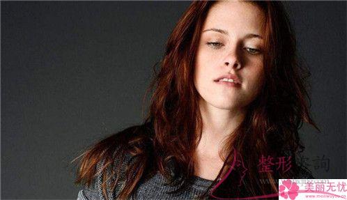 對于補牙的材料里比牙色填料更耐用的是什么