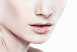 如何避免顴骨外擴(kuò)