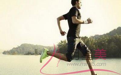 怎么按摩可以<a href=http://m.f3bb6.cn/listinfo-631-0.html target=_blank class=infotextkey>瘦臉</a>兩側