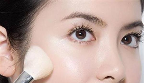 激光<a href=http://m.f3bb6.cn/listinfo-795-0.html target=_blank class=infotextkey>祛斑</a>多久可以化妝