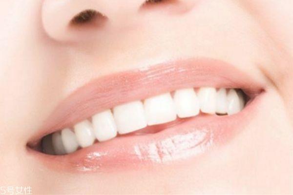 牙齒<a href=http://m.f3bb6.cn/listinfo-830-0.html target=_blank class=infotextkey>美容冠</a>可以保持多久 影響因素不同