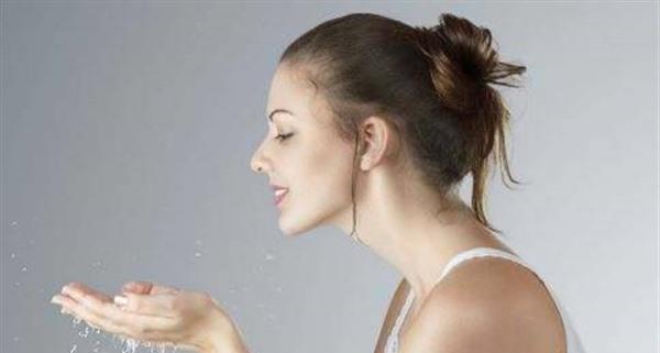 怎么快速<a href=http://m.f3bb6.cn/listinfo-774-0.html target=_blank class=infotextkey>去雀斑</a>