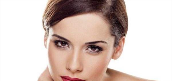 怎么治臉上的斑和痘印