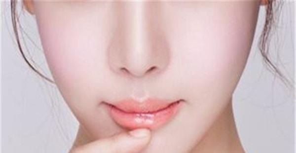 臉上的凹陷疤痕怎么去掉