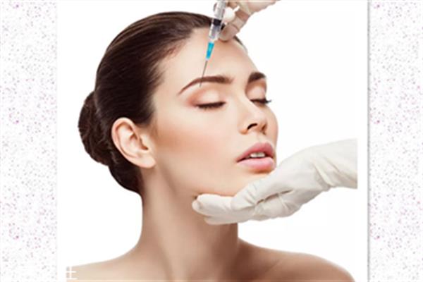 伊婉<a href=http://m.f3bb6.cn/listinfo-731-0.html target=_blank class=infotextkey>玻尿酸</a>的優(yōu)點 伊婉<a href=http://m.f3bb6.cn/listinfo-731-0.html target=_blank class=infotextkey>玻尿酸</a>打鼻子的優(yōu)缺點