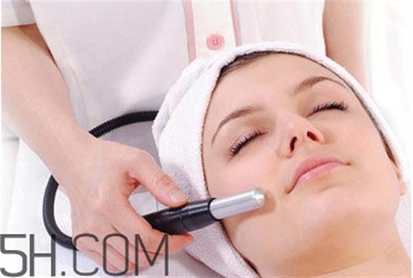 <a href=http://m.f3bb6.cn/listinfo-611-0.html target=_blank class=infotextkey>超聲刀</a>美容大概要花多少錢？<a href=http://m.f3bb6.cn/listinfo-611-0.html target=_blank class=infotextkey>超聲刀</a>作用原理是什么？