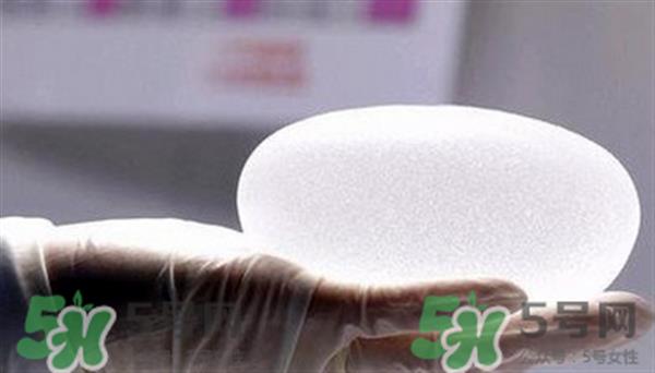 假體<a href=http://m.f3bb6.cn/listinfo-618-0.html target=_blank class=infotextkey>隆胸</a>可以懷孕嗎?<a href=http://m.f3bb6.cn/listinfo-618-0.html target=_blank class=infotextkey>隆胸</a>了懷孕對身體有沒有影響?