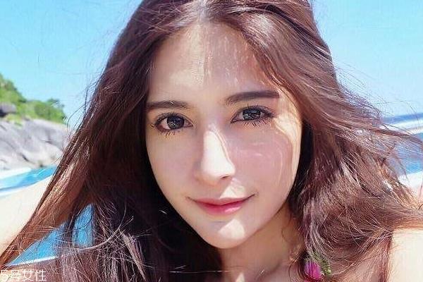 打<a href=http://m.f3bb6.cn/listinfo-731-0.html target=_blank class=infotextkey>玻尿酸</a>的風(fēng)險(xiǎn) 整形需謹(jǐn)慎