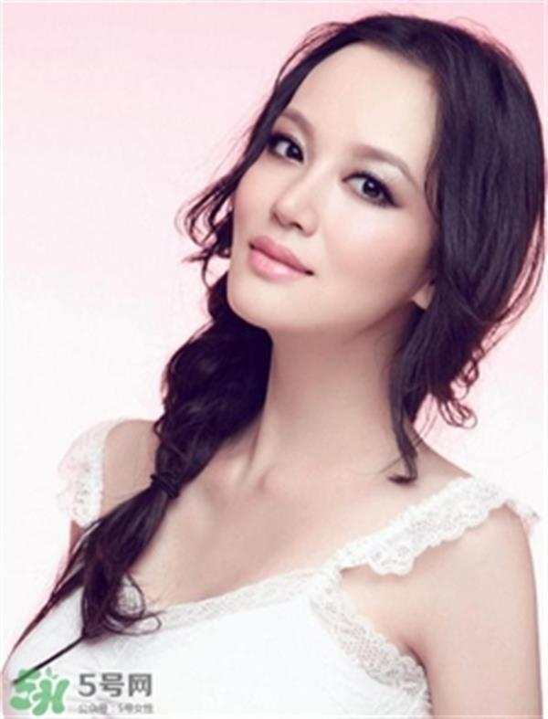 假體<a href=http://m.f3bb6.cn/listinfo-737-0.html target=_blank class=infotextkey>隆鼻</a>多久可以化妝？假體<a href=http://m.f3bb6.cn/listinfo-737-0.html target=_blank class=infotextkey>隆鼻</a>多久可以敷面膜？