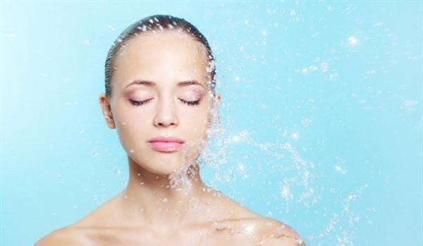 如何快速<a href=http://m.f3bb6.cn/listinfo-792-0.html target=_blank class=infotextkey>去法令紋</a>