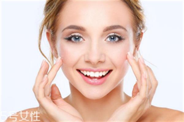 線雕<a href=http://m.f3bb6.cn/listinfo-737-0.html target=_blank class=infotextkey>隆鼻</a>針孔幾天好 線雕<a href=http://m.f3bb6.cn/listinfo-737-0.html target=_blank class=infotextkey>隆鼻</a>有什么危害嗎