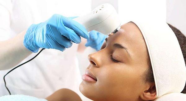 光子<a href=http://m.f3bb6.cn/listinfo-792-0.html target=_blank class=infotextkey>去法令紋</a>要多少錢