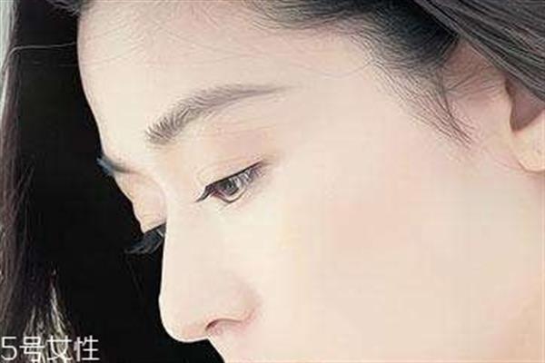 紋眉二次補色怎么補 這樣操作就行了