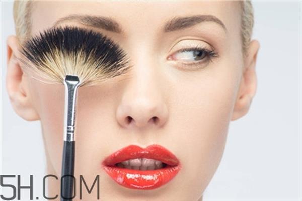 <a href=http://m.f3bb6.cn/listinfo-829-0.html target=_blank class=infotextkey>烤瓷牙</a>是什么材質？<a href=http://m.f3bb6.cn/listinfo-829-0.html target=_blank class=infotextkey>烤瓷牙</a>是越貴越好嗎？