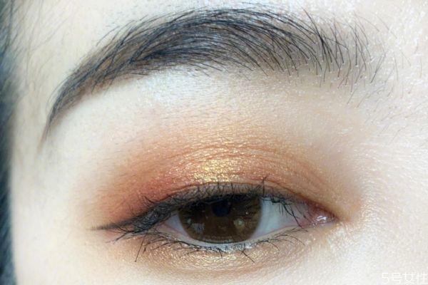 <a href=http://m.f3bb6.cn/listinfo-705-0.html target=_blank class=infotextkey>美瞳線</a>發(fā)藍(lán)可以補(bǔ)色嗎 <a href=http://m.f3bb6.cn/listinfo-705-0.html target=_blank class=infotextkey>美瞳線</a>發(fā)藍(lán)怎么辦