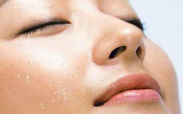 韓式<a href=http://m.f3bb6.cn/listinfo-737-0.html target=_blank class=infotextkey>隆鼻</a>術與傳統<a href=http://m.f3bb6.cn/listinfo-737-0.html target=_blank class=infotextkey>隆鼻</a>術的不同在哪