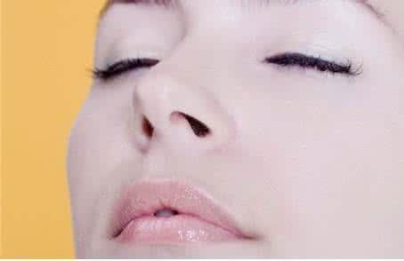 <a href=http://m.f3bb6.cn/listinfo-737-0.html target=_blank class=infotextkey>隆鼻</a>精油會有效果嗎