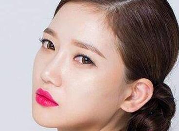 光子<a href=http://m.f3bb6.cn/listinfo-770-0.html target=_blank class=infotextkey>嫩膚</a><a href=http://m.f3bb6.cn/listinfo-774-0.html target=_blank class=infotextkey>去雀斑</a>術前注意事項