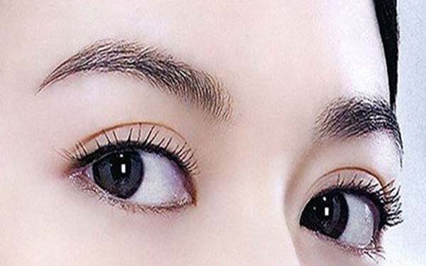 小歐式<a href=http://m.f3bb6.cn/listinfo-724-0.html target=_blank class=infotextkey>雙眼皮</a>