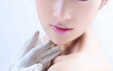 肋骨<a href=http://m.f3bb6.cn/listinfo-737-0.html target=_blank class=infotextkey>隆鼻</a>比假體好嗎