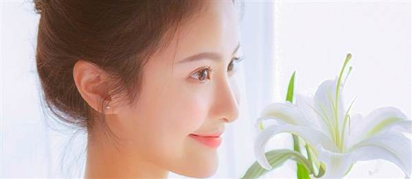 駝峰鼻的矯正是墊鼻子好,還是把駝峰磨平好?