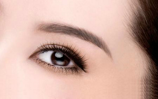 內(nèi)眼角皺紋如何消除?