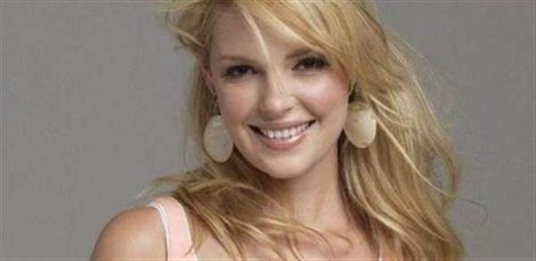 做<a href=http://m.f3bb6.cn/listinfo-824-0.html target=_blank class=infotextkey>牙齒矯正</a>手術(shù)有年齡限制嗎