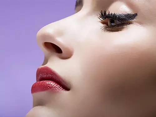 注射透明質(zhì)酸<a href=http://m.f3bb6.cn/listinfo-737-0.html target=_blank class=infotextkey>隆鼻</a>的價(jià)格