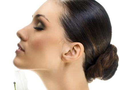 成都<a href=http://m.f3bb6.cn/listinfo-629-0.html target=_blank class=infotextkey>下頜角</a>整形的優(yōu)勢(shì)有哪些