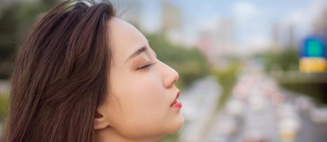 豐滿(mǎn)耳垂,美麗又添福氣