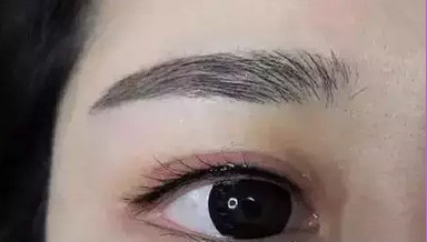 紋<a href=http://m.f3bb6.cn/listinfo-705-0.html target=_blank class=infotextkey>美瞳線</a>幾天可以洗臉