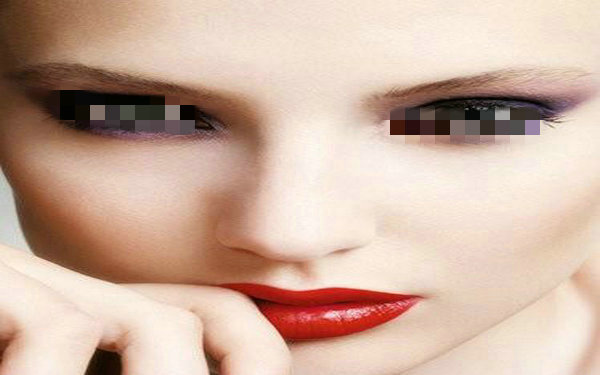 假體<a href=http://m.f3bb6.cn/listinfo-737-0.html target=_blank class=infotextkey>隆鼻</a>有后遺癥嗎