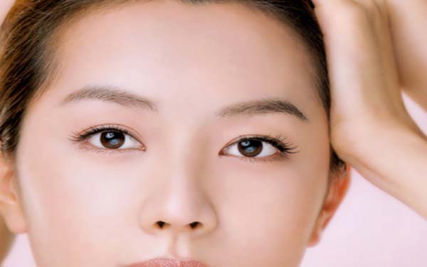 <a href=http://m.f3bb6.cn/listinfo-655-0.html target=_blank class=infotextkey>切眉</a>疤痕