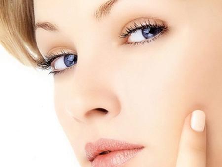 <a href=http://m.f3bb6.cn/listinfo-717-0.html target=_blank class=infotextkey>上瞼下垂矯正</a>術注意事項有哪些?