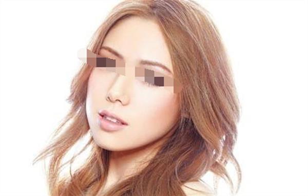 影響透明質(zhì)酸<a href=http://m.f3bb6.cn/listinfo-737-0.html target=_blank class=infotextkey>隆鼻</a>費(fèi)用的因素有哪些