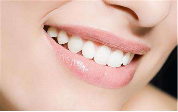 做完前牙種植如何護理