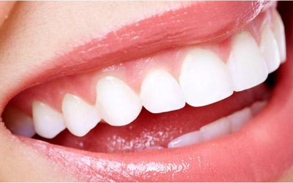 牙齒<a href=http://m.f3bb6.cn/listinfo-830-0.html target=_blank class=infotextkey>美容冠</a>多少錢