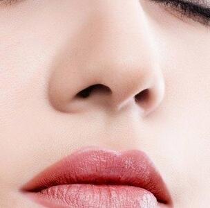  鼻孔大小不一樣怎么辦