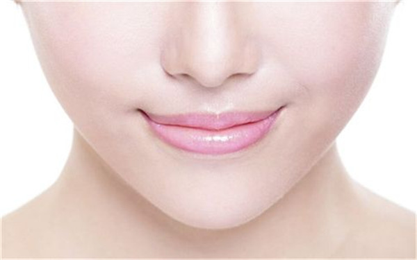 膨體<a href=http://m.f3bb6.cn/listinfo-737-0.html target=_blank class=infotextkey>隆鼻</a>好在哪里