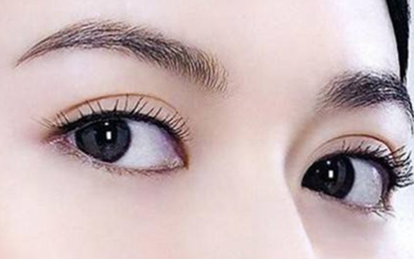 納米無痕<a href=http://m.f3bb6.cn/listinfo-724-0.html target=_blank class=infotextkey>雙眼皮</a>的消腫及護理