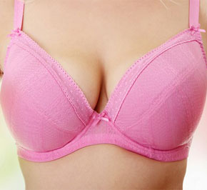 做<a href=http://m.f3bb6.cn/listinfo-625-0.html target=_blank class=infotextkey>乳暈縮小</a>術風險大不大