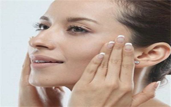 激光<a href=http://m.f3bb6.cn/listinfo-773-0.html target=_blank class=infotextkey>去胎記</a>后多久恢復?