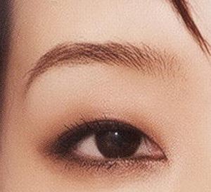 <a href=http://m.f3bb6.cn/listinfo-655-0.html target=_blank class=infotextkey>切眉</a>術術前怎么設計好眉形？