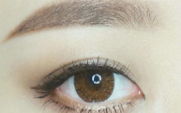 <a href=http://m.f3bb6.cn/listinfo-655-0.html target=_blank class=infotextkey>切眉</a>術(shù)的操作步驟有哪些？