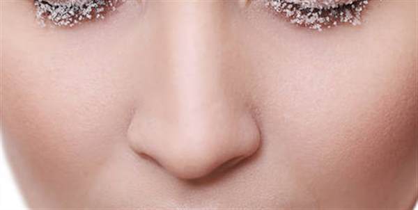 做<a href=http://m.f3bb6.cn/listinfo-754-0.html target=_blank class=infotextkey>鼻翼</a>縮小術(shù)危險性大嗎