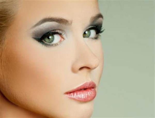 透明質酸<a href=http://m.f3bb6.cn/listinfo-737-0.html target=_blank class=infotextkey>隆鼻</a>是不是會造成失明