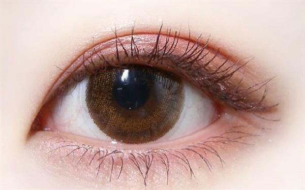 單眼皮變<a href=http://m.f3bb6.cn/listinfo-724-0.html target=_blank class=infotextkey>雙眼皮</a>有哪些方法呢